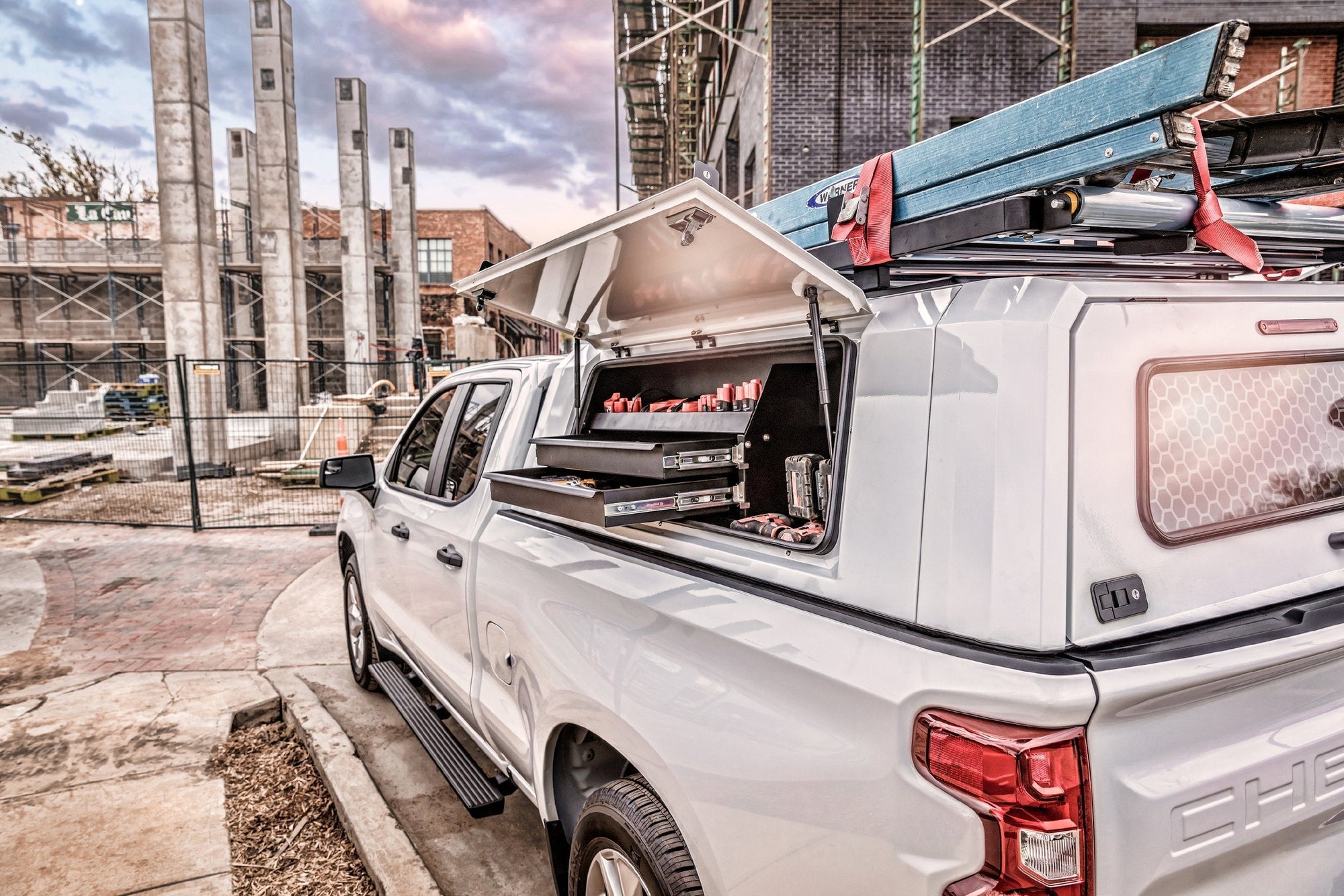 SmartCap EDGE: RSI Just Changed the Truck Cap Game