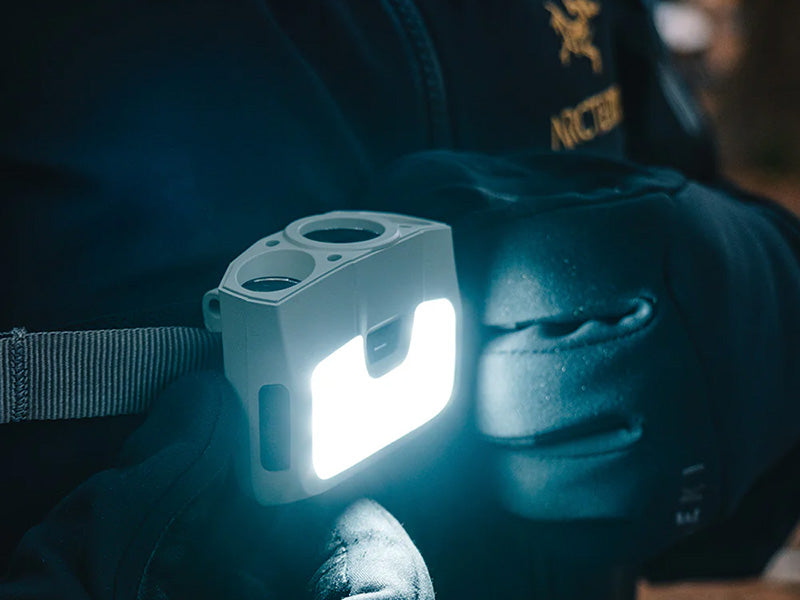 CLAYMORE CAPON 200H Rechargeable Wearable Light