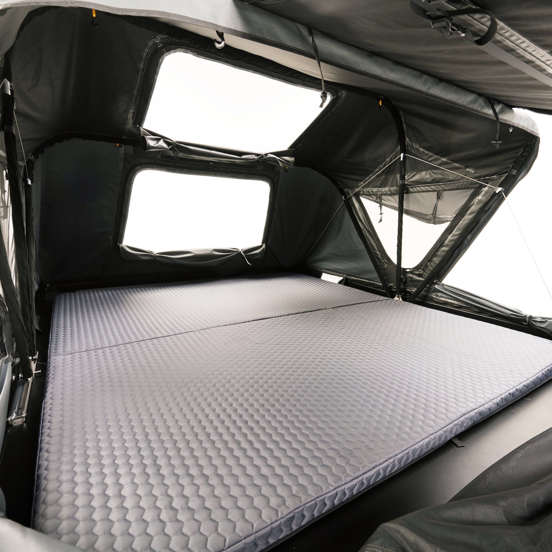 4 person roof top tent