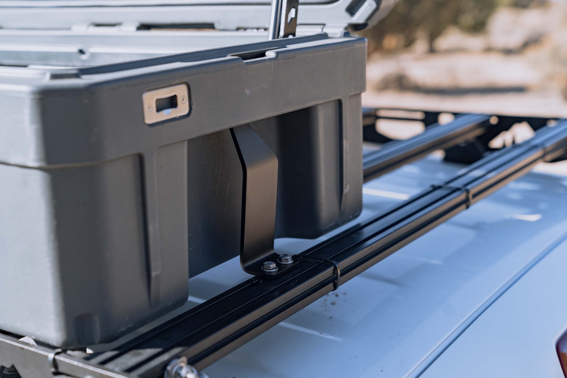 Roam 128L Rigid Mounts 