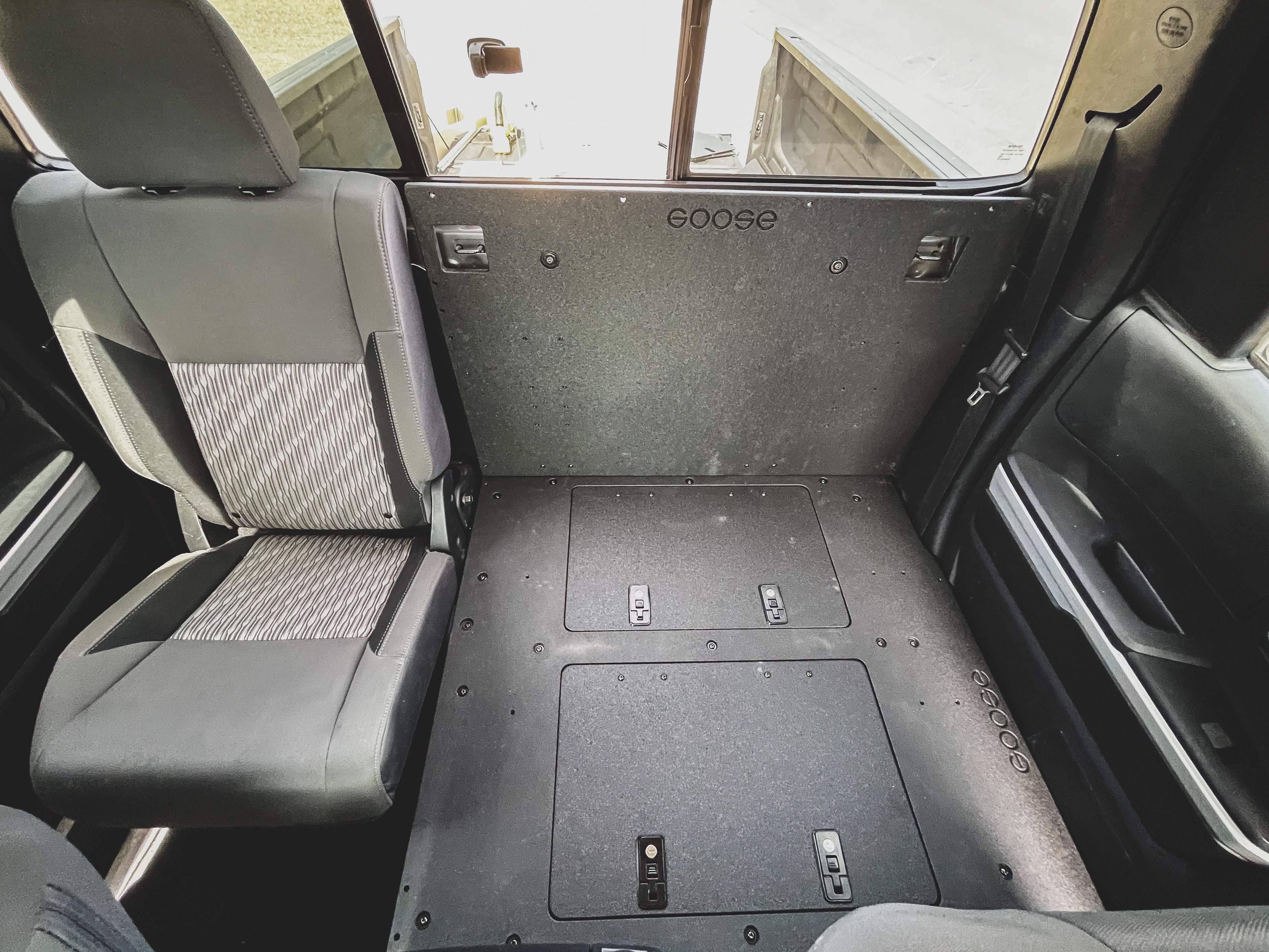 GOOSE GEAR Toyota Tundra 2014-2021 Double Cab Second Row Se - Main Image