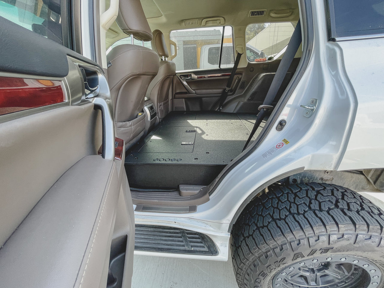 GOOSE GEAR Lexus GX460 2010-Present - Second Row Seat Delete Plate System