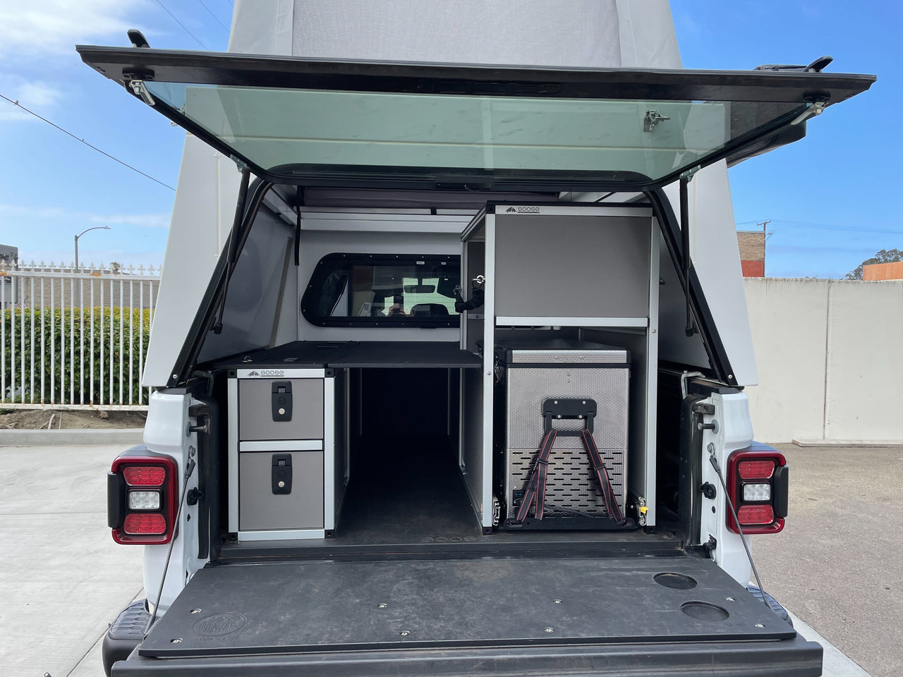 GOOSE GEAR Goose Gear Camper System - Jeep Gladiator 2019-Present JT- Camper 5Ft. Bed Plate System