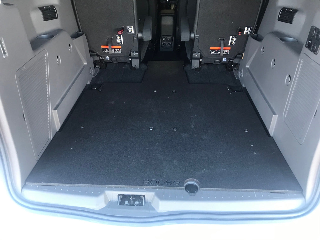 GOOSE GEAR Ford Transit Connect 2014-Present 2nd Gen. - Rear Plate System - Long Wheel Base