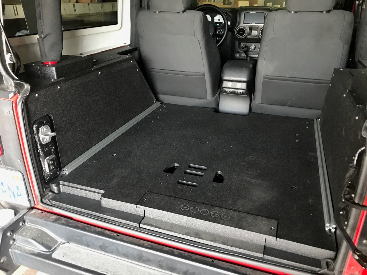 GOOSE GEAR Jeep Wrangler 2007-2018 JK 2 Door - Side Cubbies