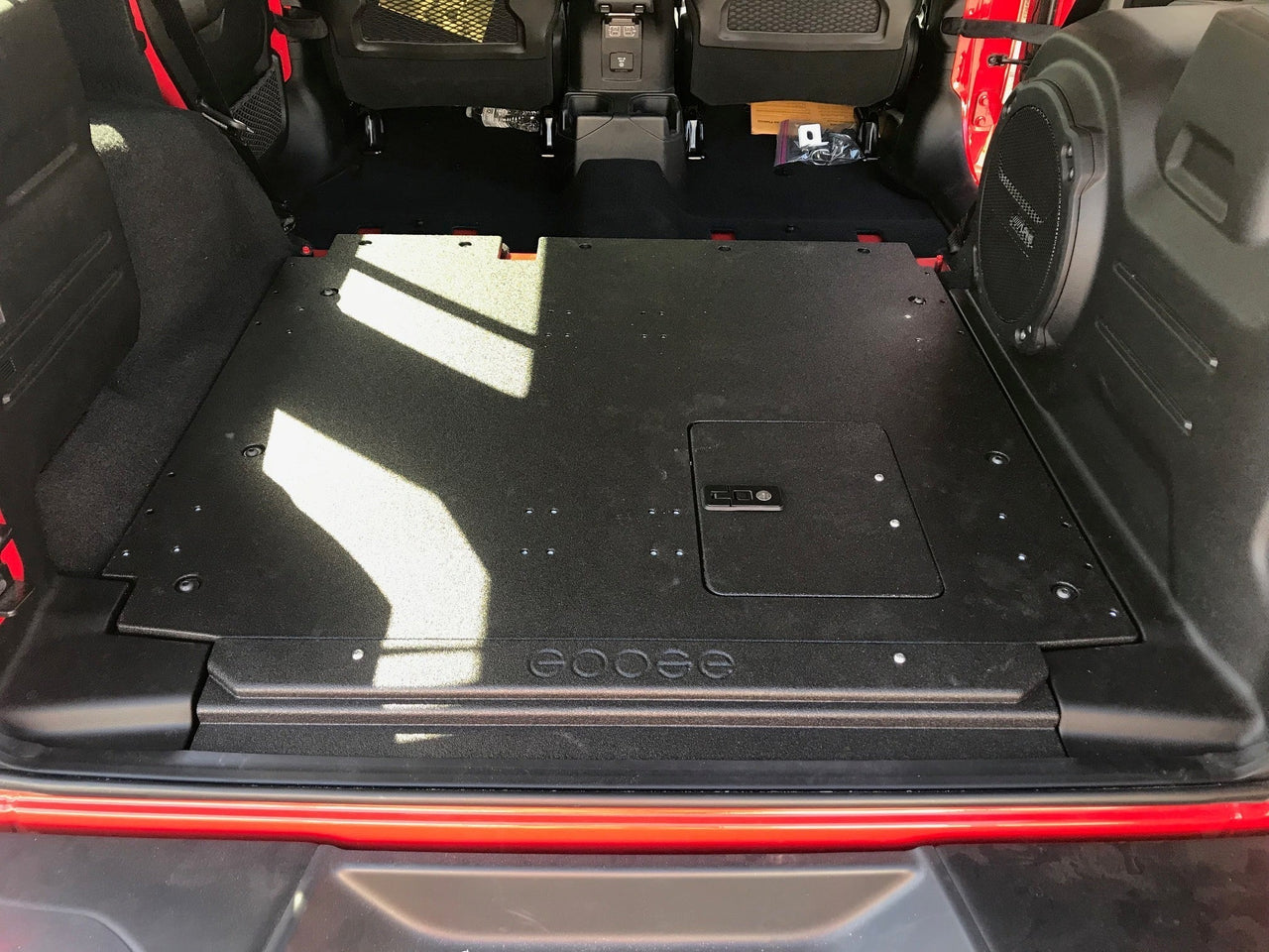 GOOSE GEAR Jeep Wrangler 2018-Present JLU 4 Door - Rear Plate System