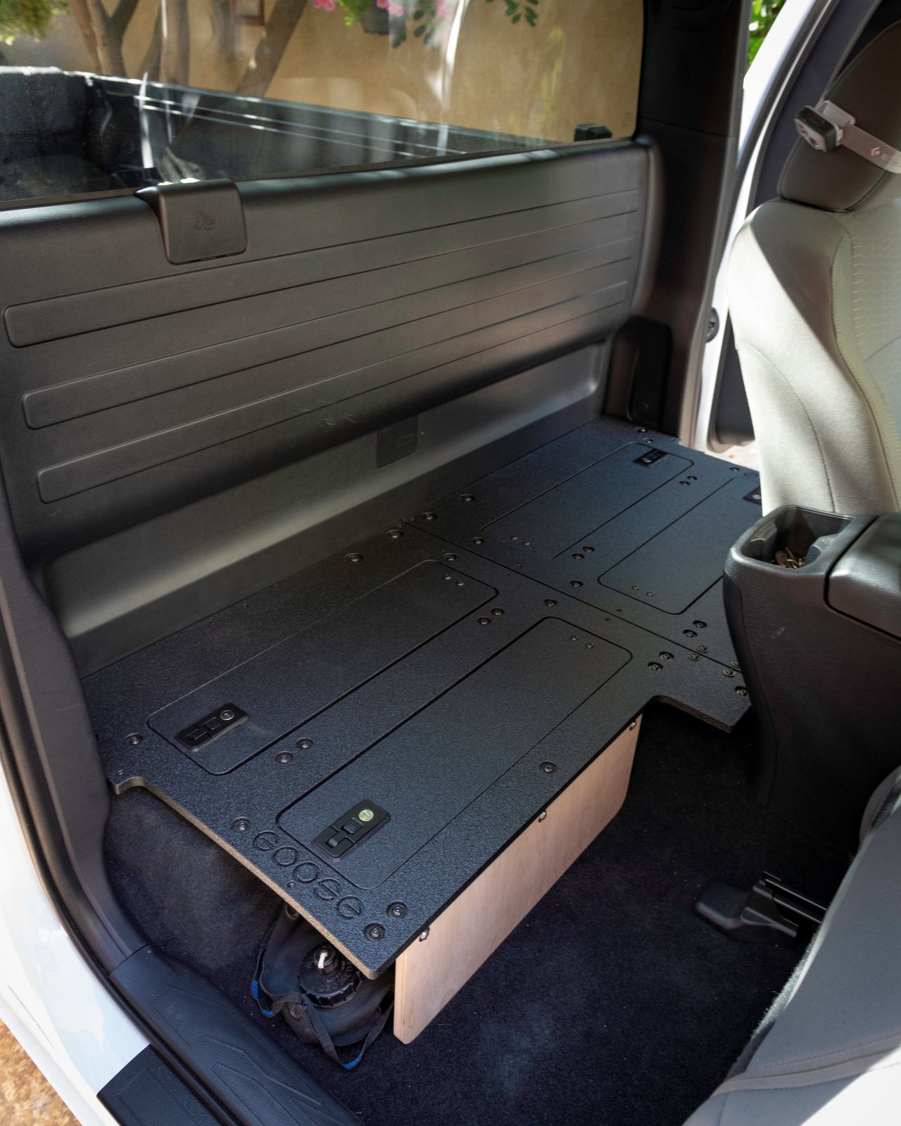 GOOSE GEAR Toyota Tacoma 2016-Present 3rd Gen. Access Cab without Factory Seats - Second Row Seat Delete Plate System