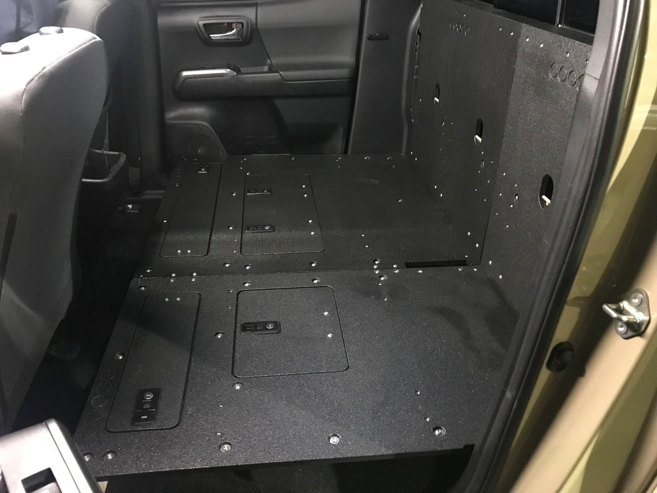 GOOSE GEAR Toyota Tacoma 2005-Present 2nd and 3rd Gen Double Cab - Second Row Seat Delete Plate System