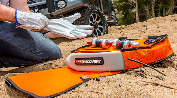 ARB Weekender Recovery Kit in sand during off road vehicle recovery