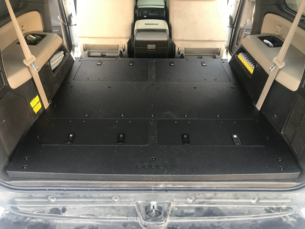 GOOSE GEAR Toyota Sequoia 2008-Present 2nd Gen. - Rear Plate System