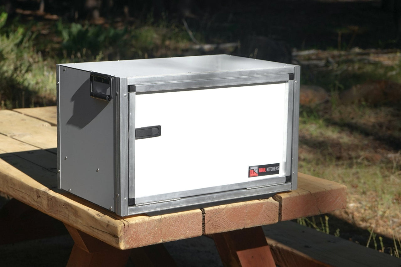 TRAIL KITCHENS The King Charles (Kitchen Box)