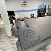 Mountain Hatch Tailgate table Jeep Gladiator (2019-2022) Logo